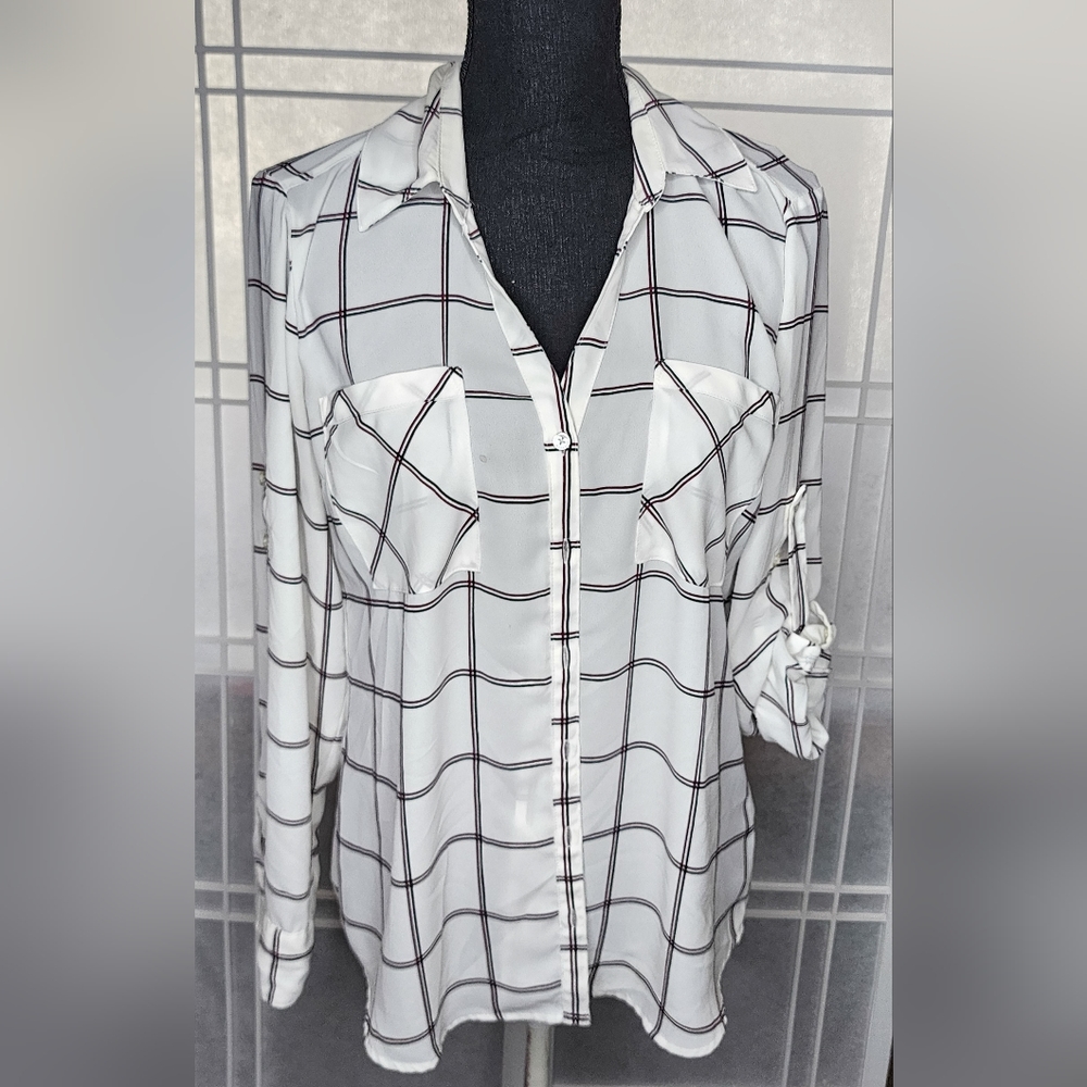 Express Portofino Blouse - Off-White with Burgundy and Black Thin Plaid